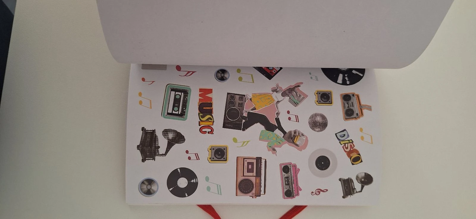 Livre autocolante – photo 6